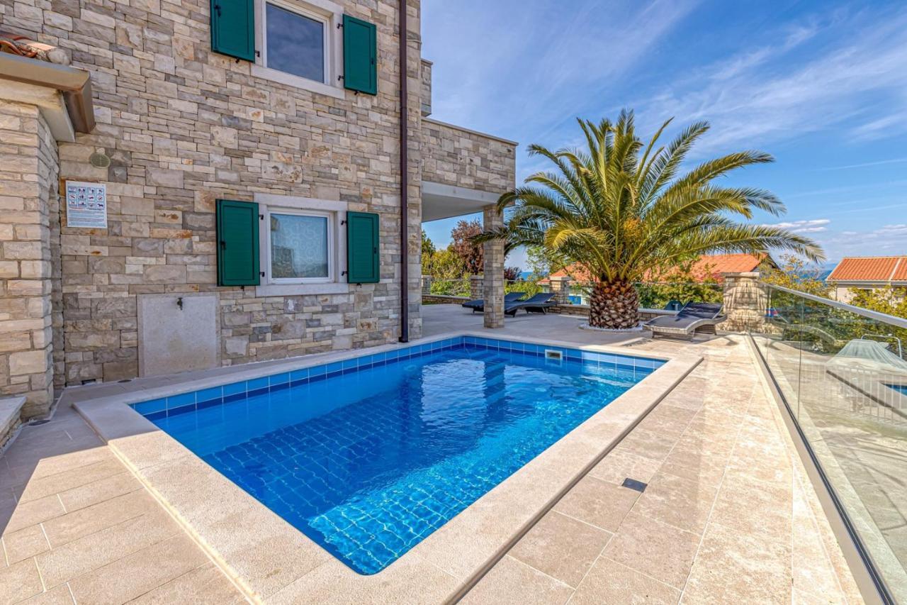 Villa Milena With Pool And Sea View Crveni Vrh Exterior photo