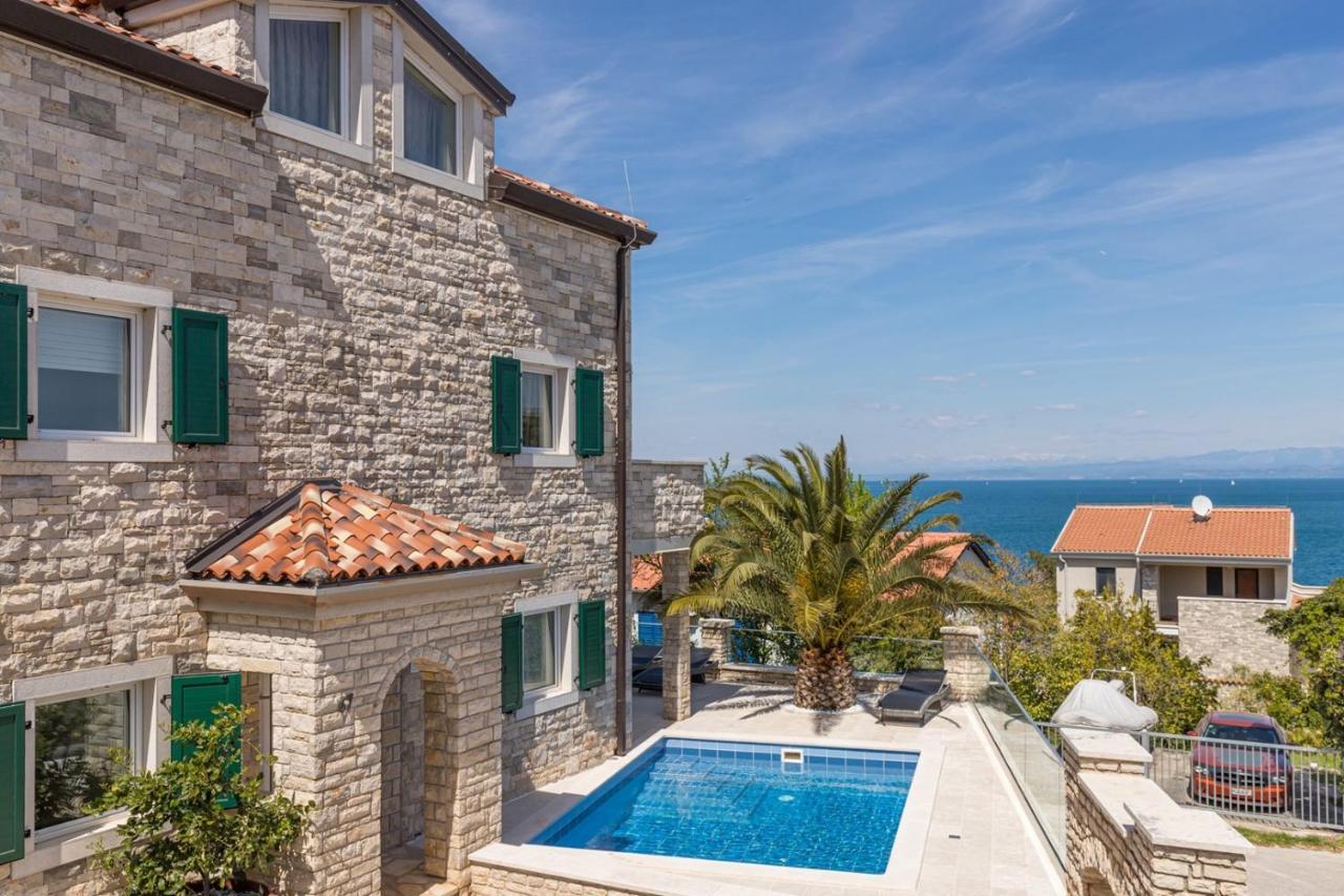 Villa Milena With Pool And Sea View Crveni Vrh Exterior photo