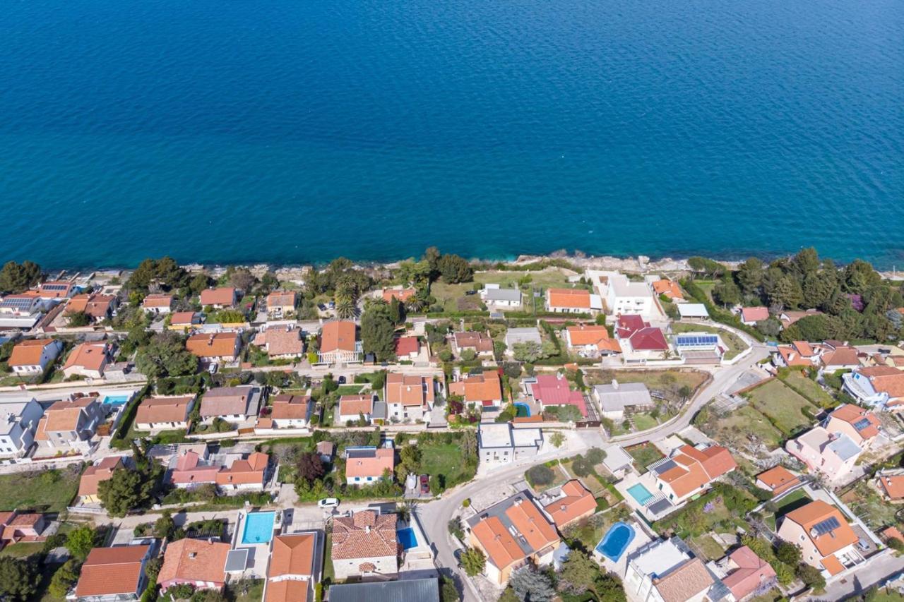 Villa Milena With Pool And Sea View Crveni Vrh Exterior photo