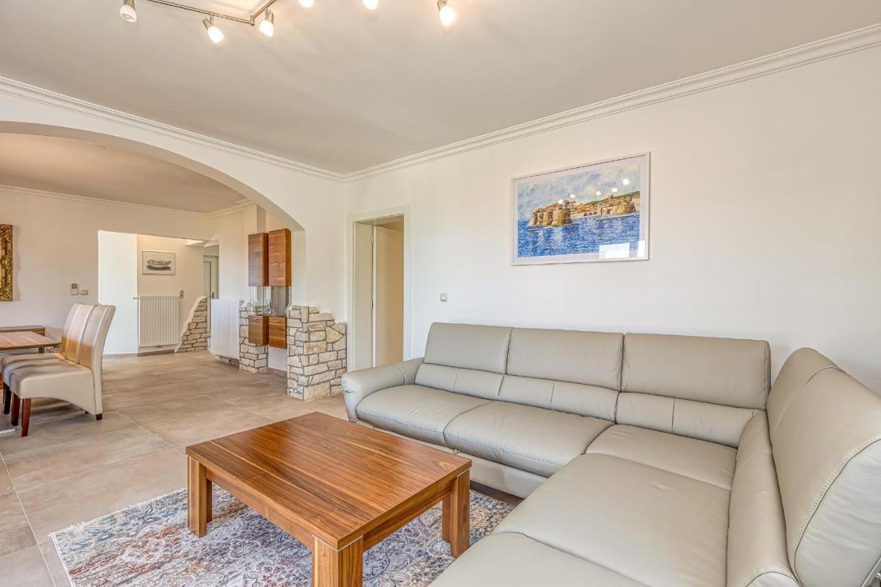 Villa Milena With Pool And Sea View Crveni Vrh Exterior photo